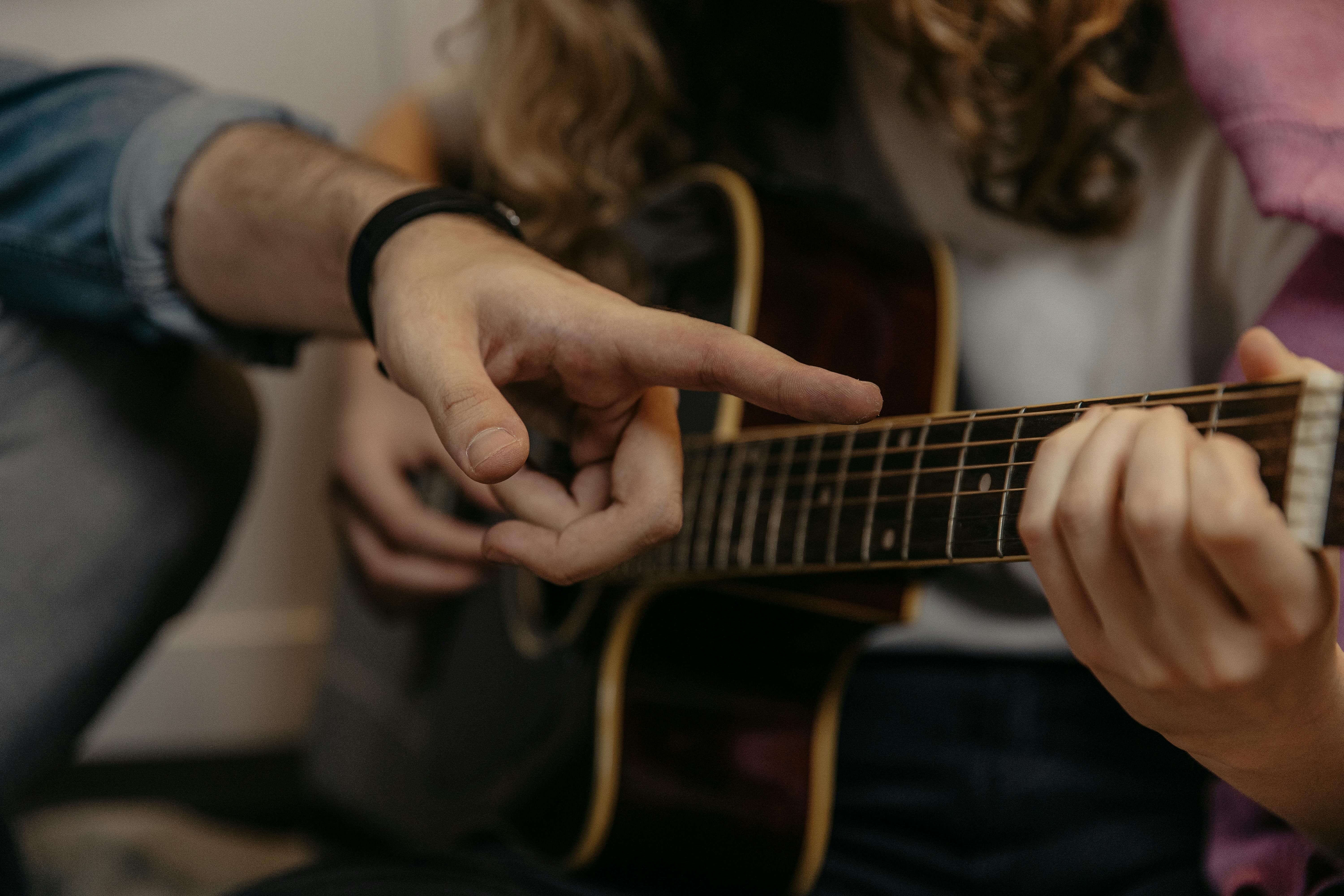 Guitare enfants et adultes
