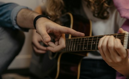 Guitare enfants et adultes